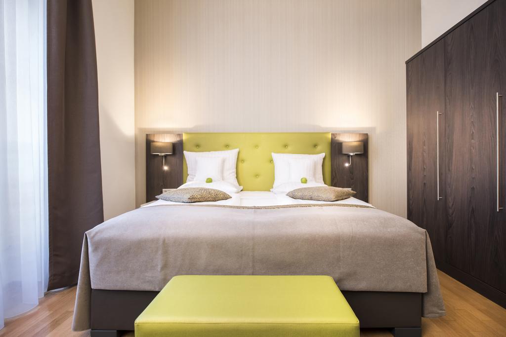 Collegium Leoninum Hotel Bonn Bagian luar foto