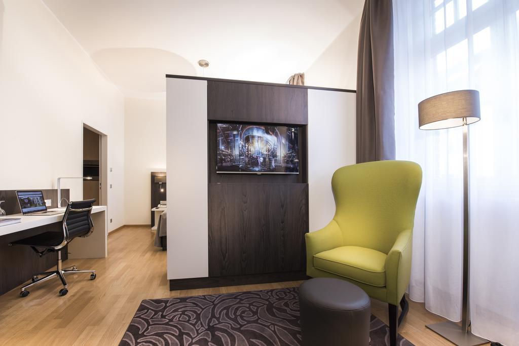 Collegium Leoninum Hotel Bonn Bagian luar foto
